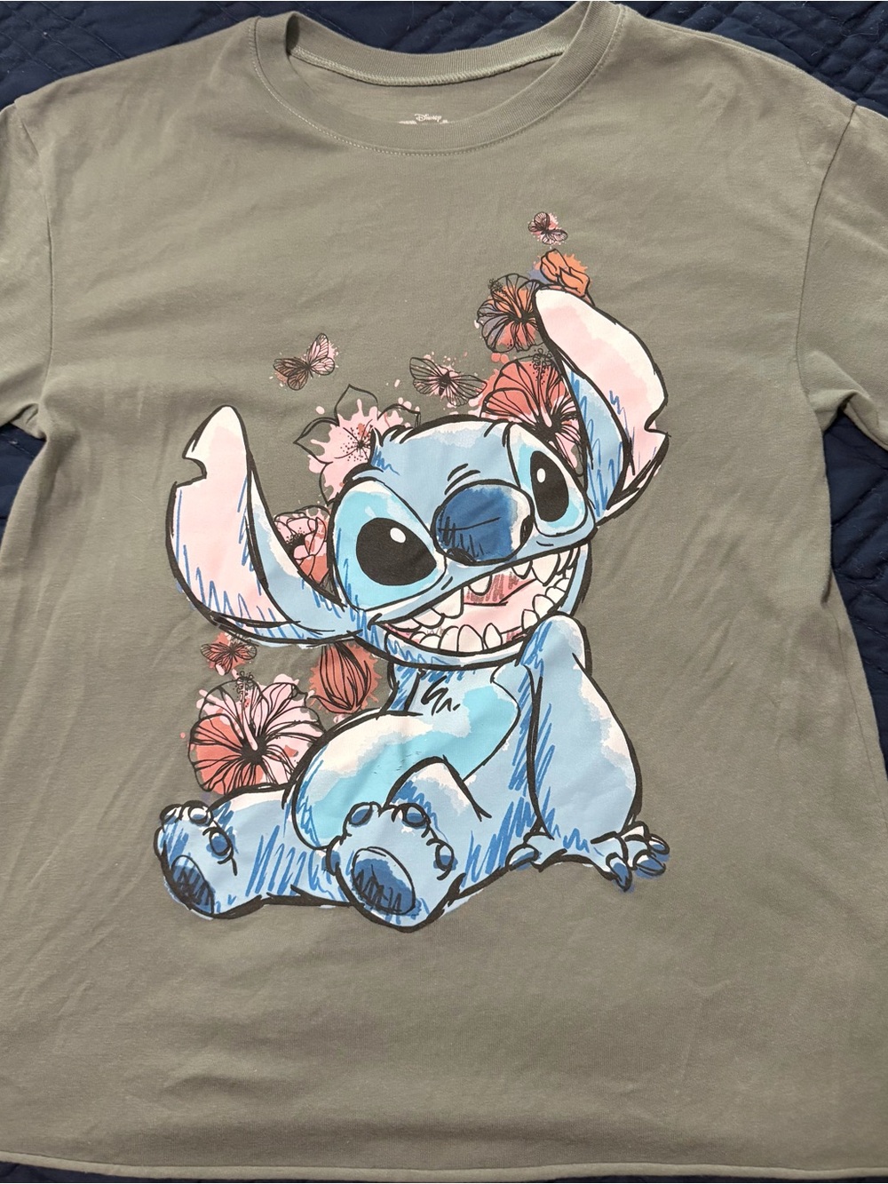 Juniors Disney Stitch cropped tee